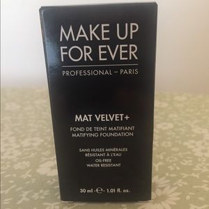 Makeup Forever Mat Velvet+